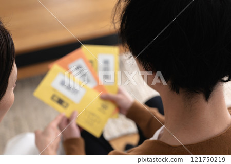 Men and women who are troubled by a demand letter Men and women who are troubled by a demand letter 121750219