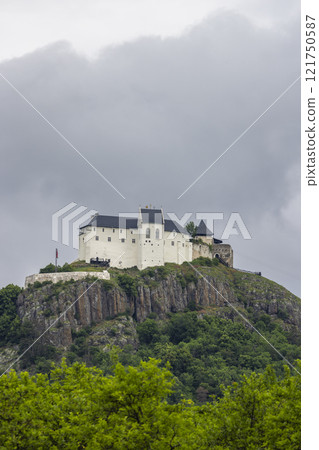 Fuzer castle (Fuzeri var), Borsod-Abauj-Zemplen, Zemplenyi-hegyseg, Hungary 121750587