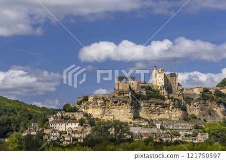 Chateau de Beynac castle, Beynac-et-Cazenac, Dordogne departement, France 121750597