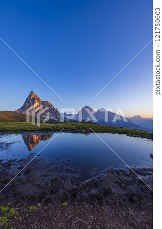 Giau Pass (Passo Giau), Dolomites Alps, South Tyrol, Italy Giau Pass (Passo Giau), Dolomites Alps, South Tyrol, Italy 121750603