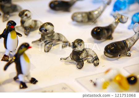 Cute sea lion glasswork Cute sea lion glasswork 121751068