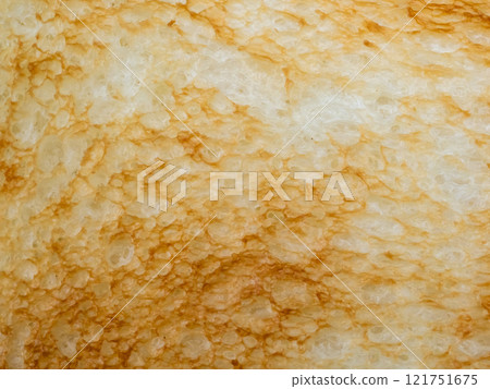 烤麵包的表面 121751675