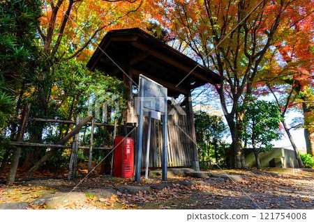 與明亮的秋光相映襯的秋季日本庭園風景「舊細川禦部住宅」竹燈在熊本市限量發售 與明亮的秋光相映襯的秋季日本庭園風景「舊細川禦部住宅」竹燈在熊本市限量發售 121754008