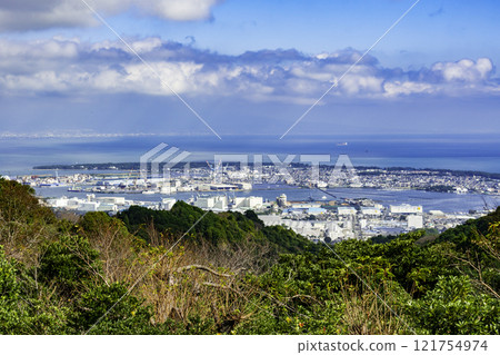 Shizuoka: Miho Peninsula and Suruga Bay from Nihon-daira, Shizuoka City, Shizuoka Prefecture Shizuoka: Miho Peninsula and Suruga Bay from Nihon-daira, Shizuoka City, Shizuoka Prefecture 121754974