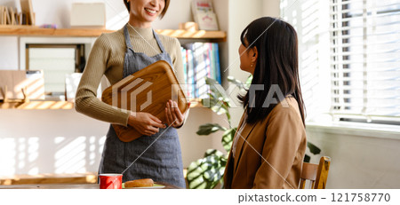 Cafe clerk Cafe clerk 121758770