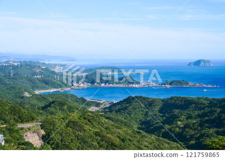 台灣九張碧海青山全景 121759865
