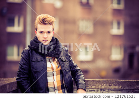 Handsome fashionable man outdoor 121761525