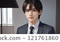 AI美男真人風格 穿著西裝的日本小夥子在窗邊對你微笑 121761860