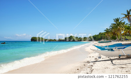 Beautiful beach with bangka boats on Malapascua Island, Philippines. 121762255