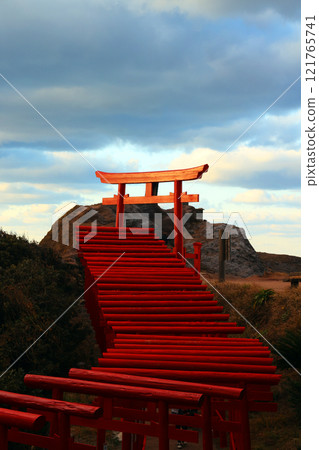 Red Torii Gate Motonosumi Shrine 6936 Red Torii Gate Motonosumi Shrine 6936 121765741