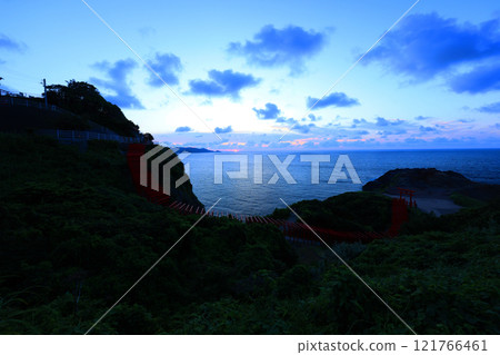 Red Torii Gate Motonosumi Shrine 4064 Red Torii Gate Motonosumi Shrine 4064 121766461