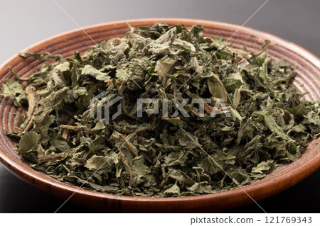 [Miyagi Prefecture] Dried Yacon leaves 121769343