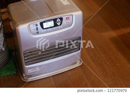 可愛復古設計的油爐 121770970