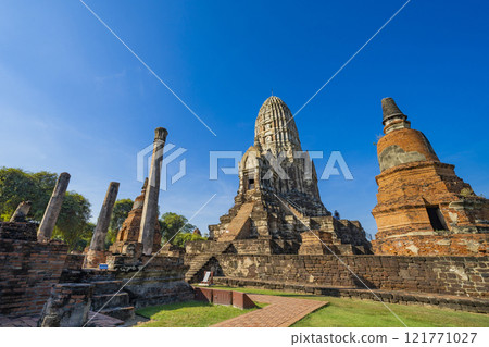 Wat Ratchaburana, Ayutthaya, Thailand 121771027