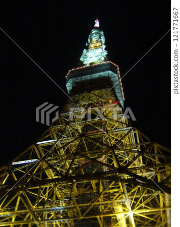 Tokyo Tower at night Tokyo Tower at night 121771667