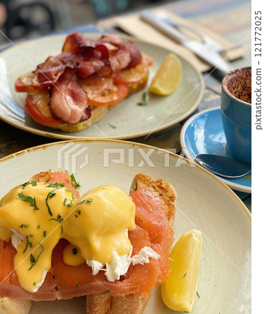 Today's lunch is eggs benedict 121772025