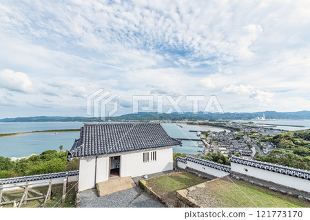 Tomioka townscape seen from Tomioka Castle, Amakusa District, Kumamoto Prefecture 121773170