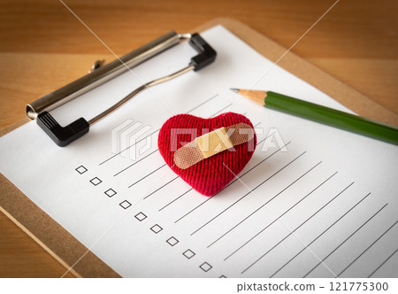 檢查表和心臟醫療問捲心臟欺凌 檢查表和心臟醫療問捲心臟欺凌 121775300