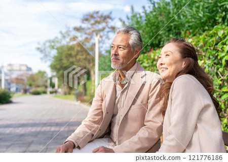 高級夫婦 121776186