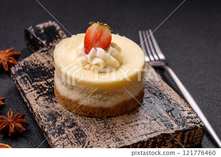 Sweet cheesecake tart with strawberries and mascarpone Sweet cheesecake tart with strawberries and mascarpone 121776460