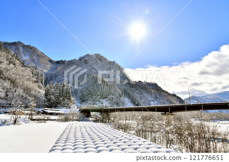 小谷大橋/姬川地區北小谷站景觀（長野縣小谷村） [2024.12] 121776651