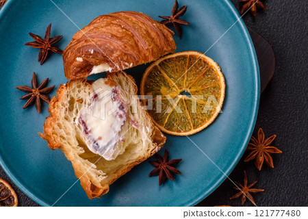 Sweet craffin made from puff pastry with Swiss meringue 121777480