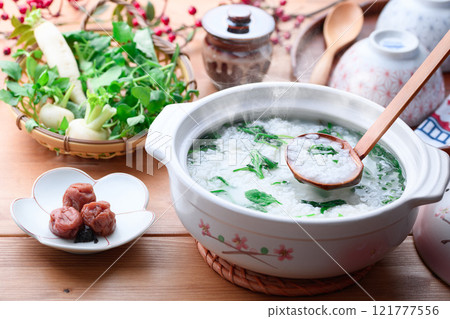 祈求身體健康，吃春天的七草伽湯 (Nanakusa Gayu) 121777556