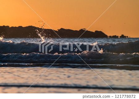 <Dawn Scenery> Kozuko Beach, Goto City 121778072