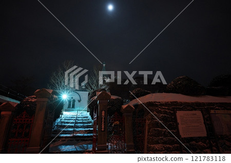 Hakodate in winter: Hakodate Orthodox Church in the moonlight Hakodate in winter: Hakodate Orthodox Church in the moonlight 121783118