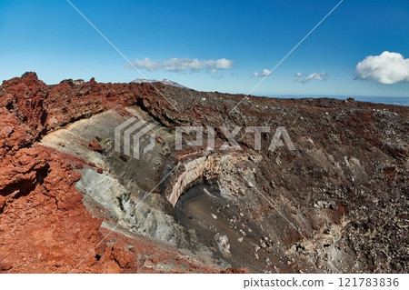 Tongariro National Park amazing landscape scenery 121783836