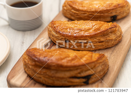 Crispy apple pie 121783947