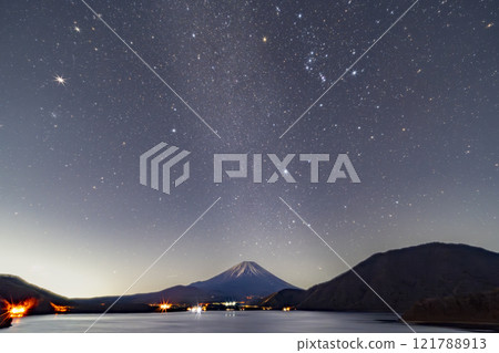 本棲湖冬日星空 本棲湖冬日星空 121788913