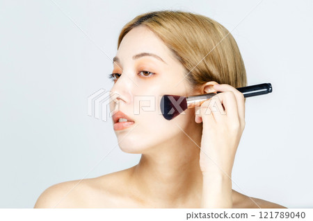 女性美容保養化妝形象 女性美容保養化妝形象 121789040