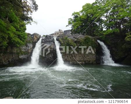 Landscape with a waterfall 121790654