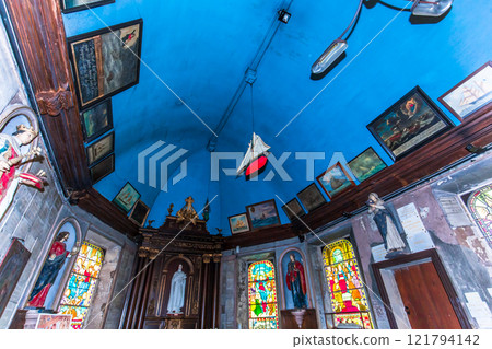interiors of notre dame de grace, Honfleur, normandy, france 121794142