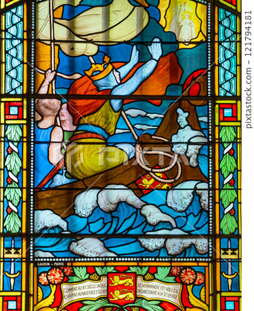 windows of notre dame de grace, Honfleur, normandy, france 121794181