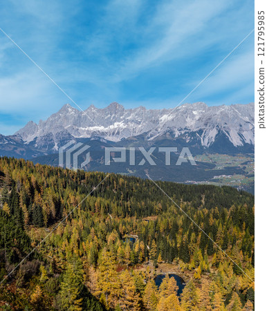 Calm autumn Alps mountain landscape. Untersee lake, Reiteralm, Steiermark, Austria. 121795985