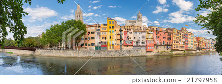 Girona Cathedral and Riverside View Along Onyar River, Girona, Spain 121797958