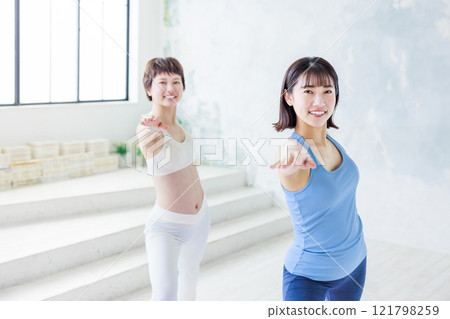 A young lad yoga 121798259