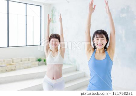 A young lad yoga 121798281