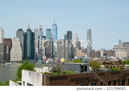 view of the skyscrapers of Manhattan from Brooklyn, Brooklyn Heights, NY, USA view of the skyscrapers of Manhattan from Brooklyn, Brooklyn Heights, NY, USA 121799085
