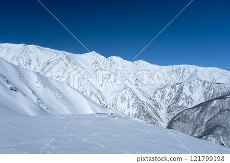 冬季 北阿爾卑斯山 白馬三山 121799198