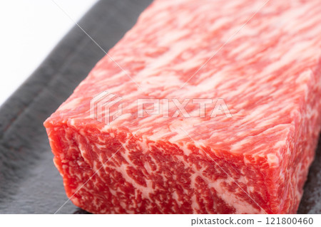 優質和牛大腿塊肉特寫 121800460