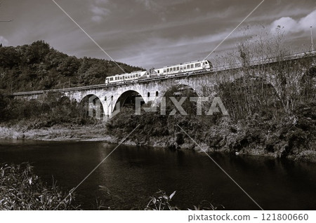 JR釜石線（銀河夢想線釜石線）龍總部河大橋 121800660