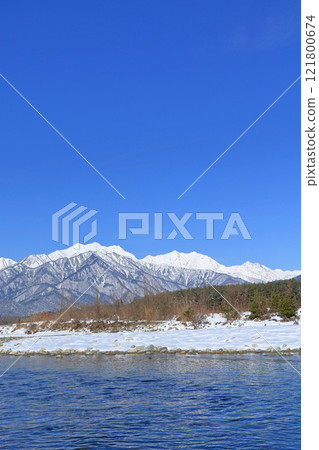 信濃大町山景:冬季北阿爾卑斯立山連峰 信濃大町山景:冬季北阿爾卑斯立山連峰 121800674