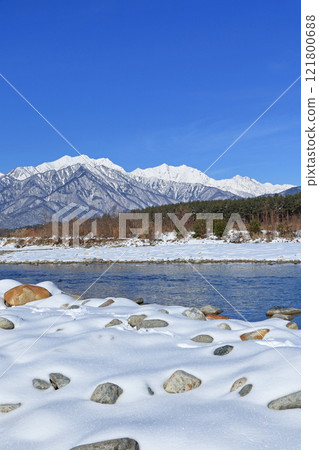 信濃大町山景:冬季北阿爾卑斯立山連峰 信濃大町山景:冬季北阿爾卑斯立山連峰 121800688