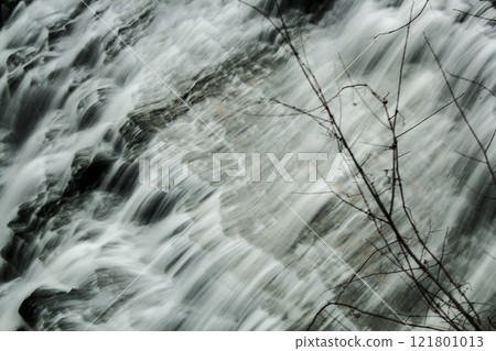 Mill Creek Falls, Cleveland, Ohio 121801013