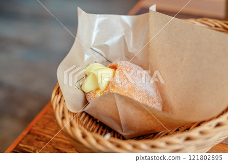 Malasada 121802895