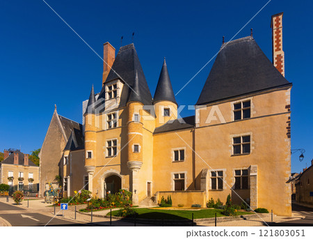 Mediaeval architecture, Castle Stuart in town Aubigny-sur-Nere, France Mediaeval architecture, Castle Stuart in town Aubigny-sur-Nere, France 121803051