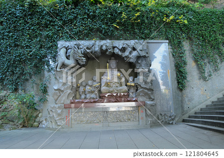 江之島 江之島神社弁財天童子像 江之島 江之島神社弁財天童子像 121804645